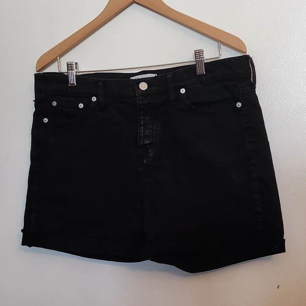 Madewell Women's Black Denim Shorts - Picture 2 of 6